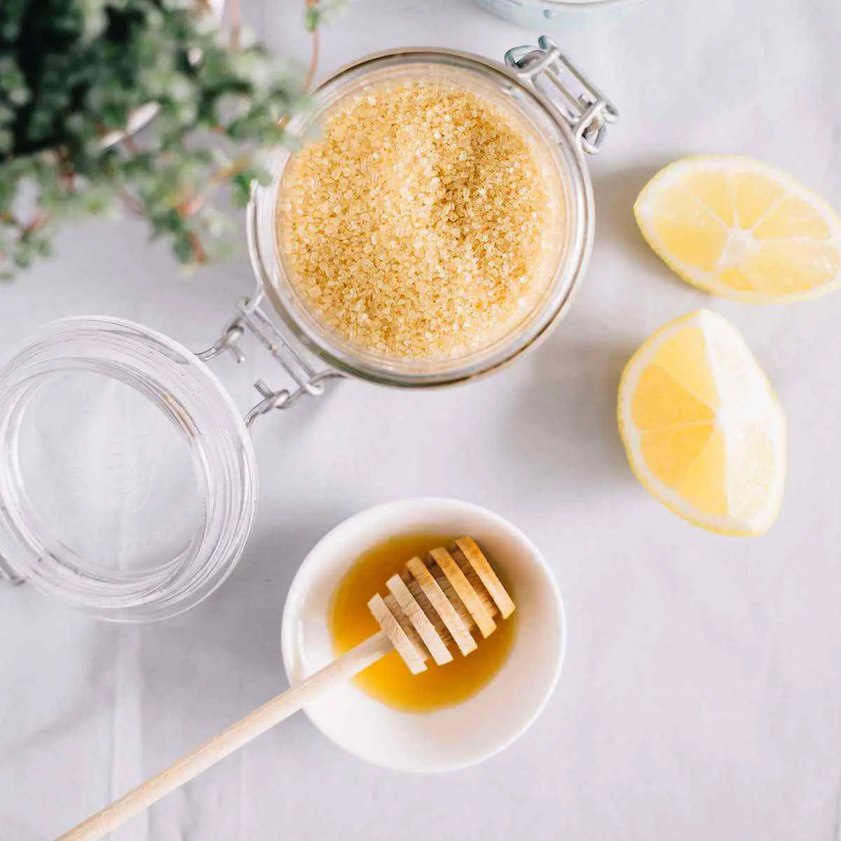 .Honey And Lemon Juice Mask