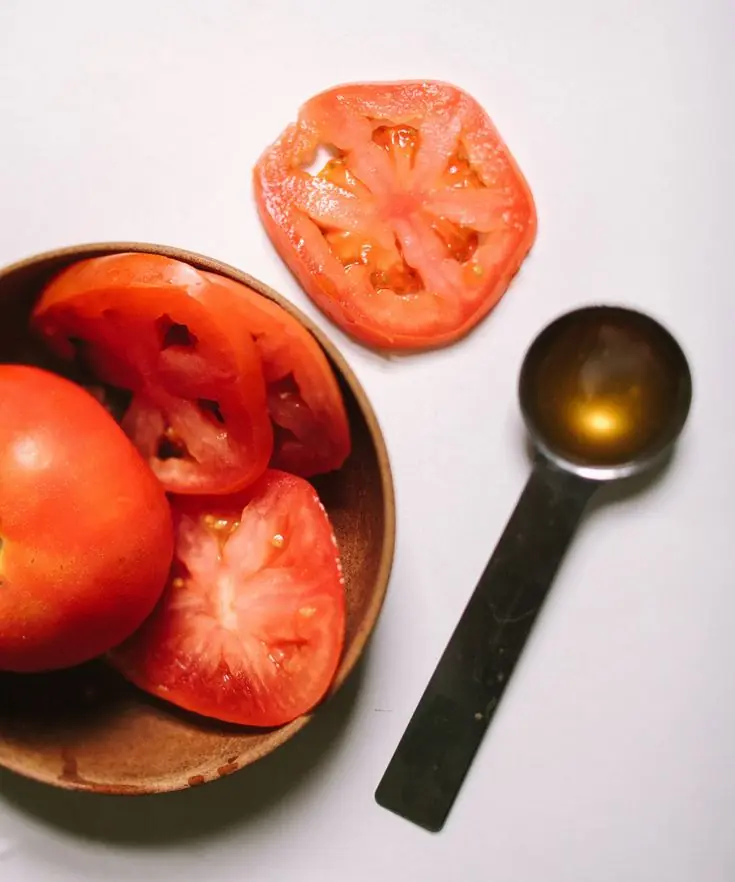 Tomatoes and collagen: the natural mask that rejuvenates your skin at any age