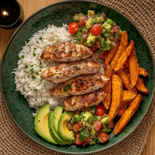 🔥 Ultimate Grilled Chicken Bowl with Avocado Salsa & Sweet Potato Fries 🍗🥑🍠