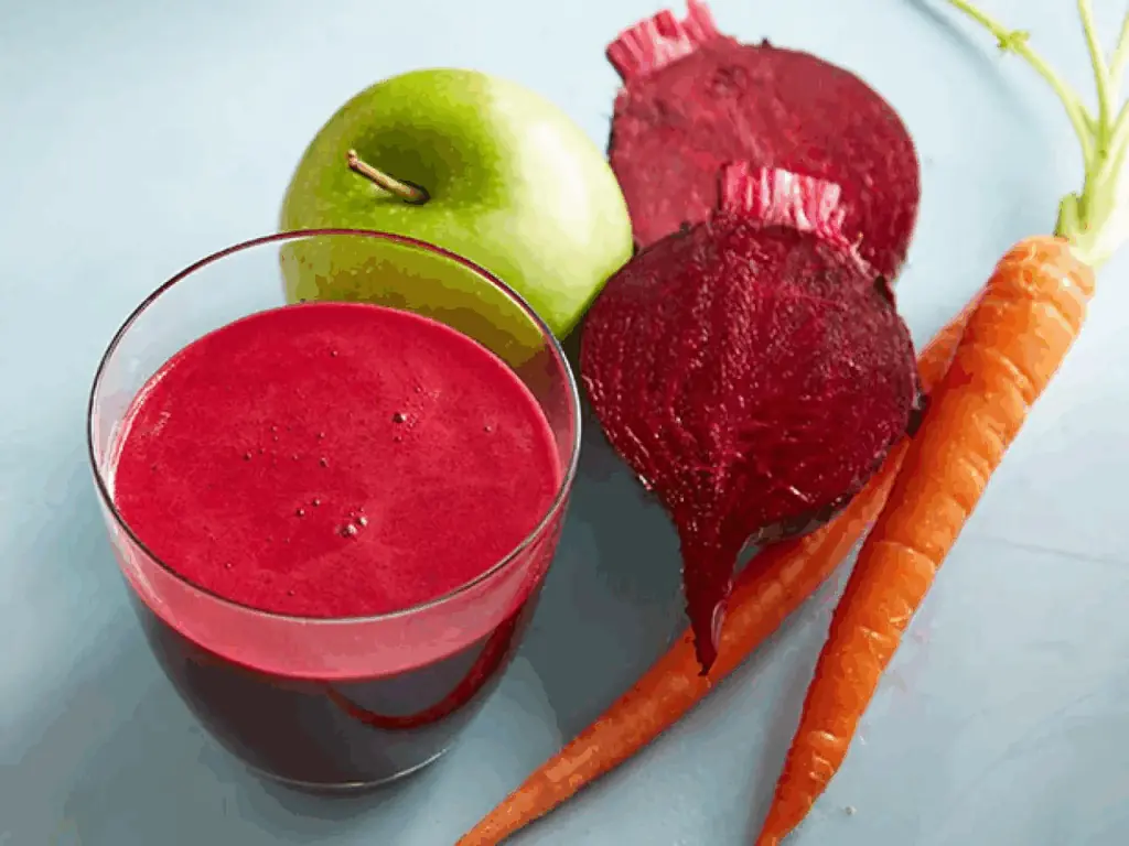 Want Better Health? Try This Delicious Carrot, Beetroot, and Apple Juice Today!