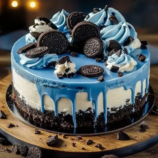 🍰 Blue Oreo Drip Cake (Cookies & Cream Delight)