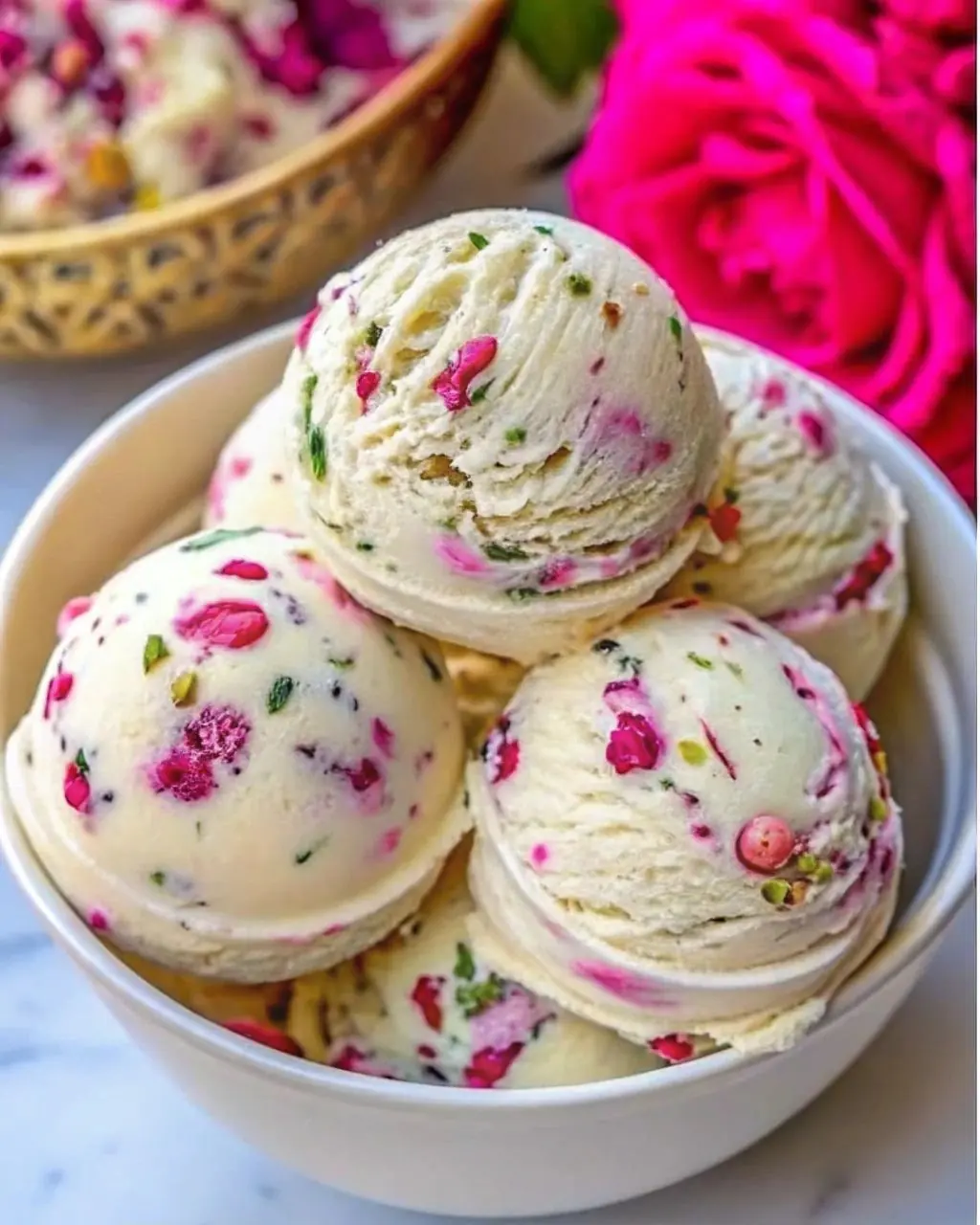 Pistachio Rose Cheesecake Ice Cream Recipe 🌸🍨💚
