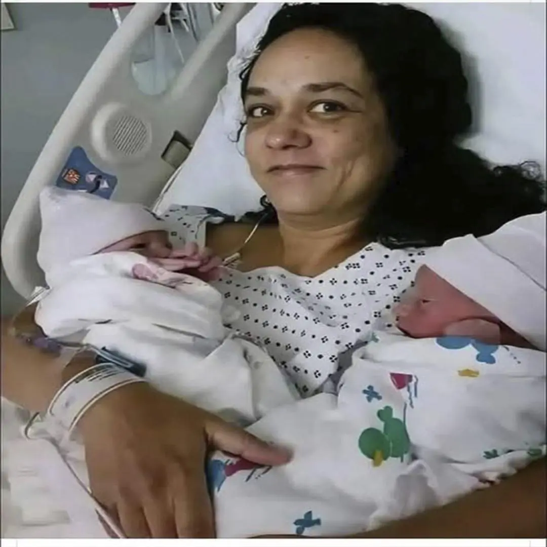 The Miraculous Story of a 58-Year-Old Mother Giving Birth to Twins